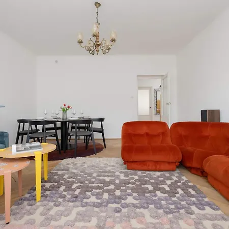 Stylish With Balcony In By Renters Varsavia
