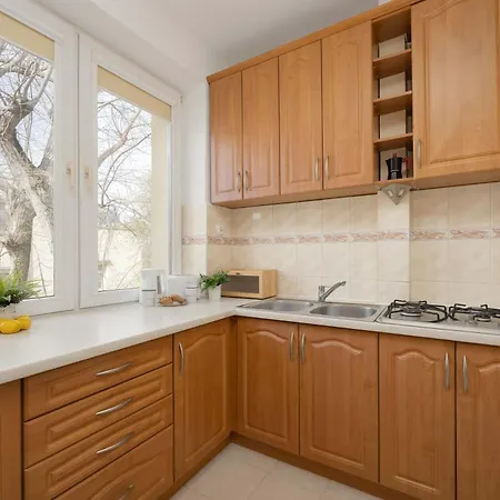 Stylish With Balcony In By Renters Appartamento *